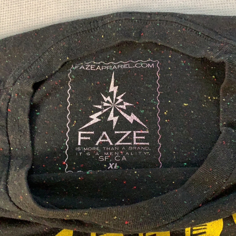 Faze “God Among Humans” Tee - Picture 5 of 9